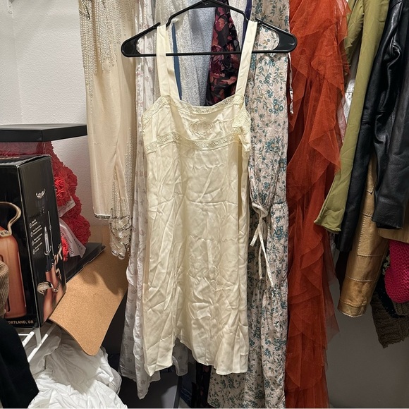 VTG CHRISTIAN DIOR 100% Silk Mini Dress S - Picture 1 of 5